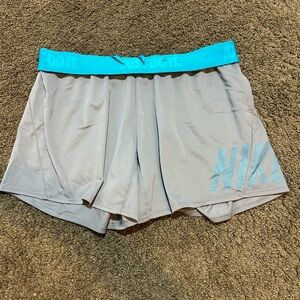 Nike running shorts size L